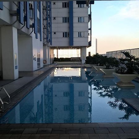 Studio Deluxe Apartment In Princeton Residences Manila Bagian luar foto
