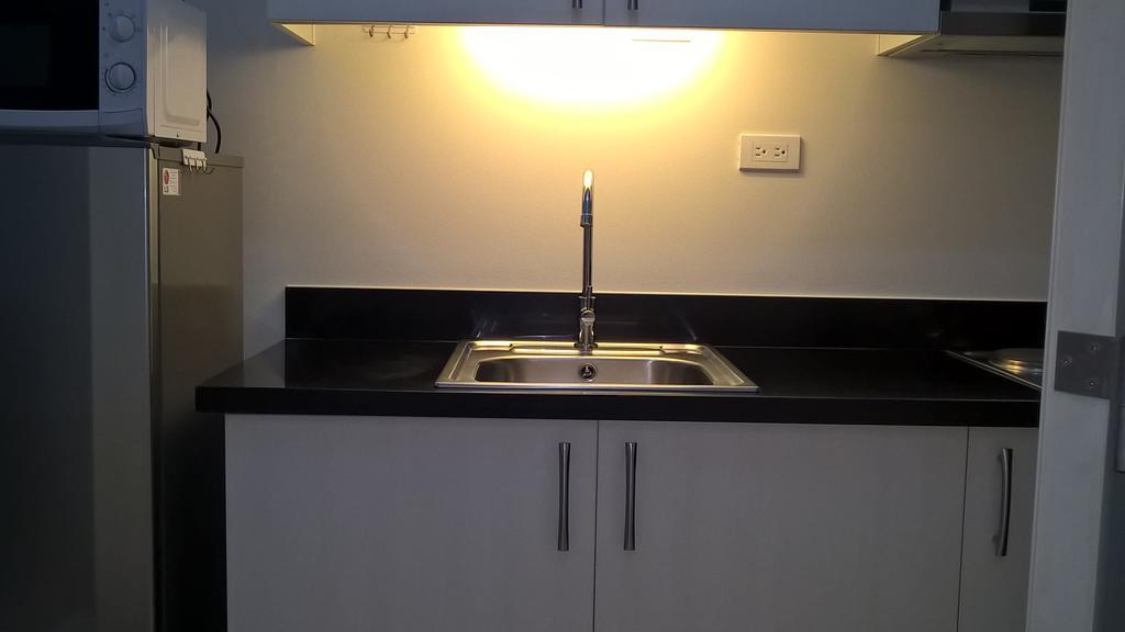 Studio Deluxe Apartment In Princeton Residences Manila Bagian luar foto