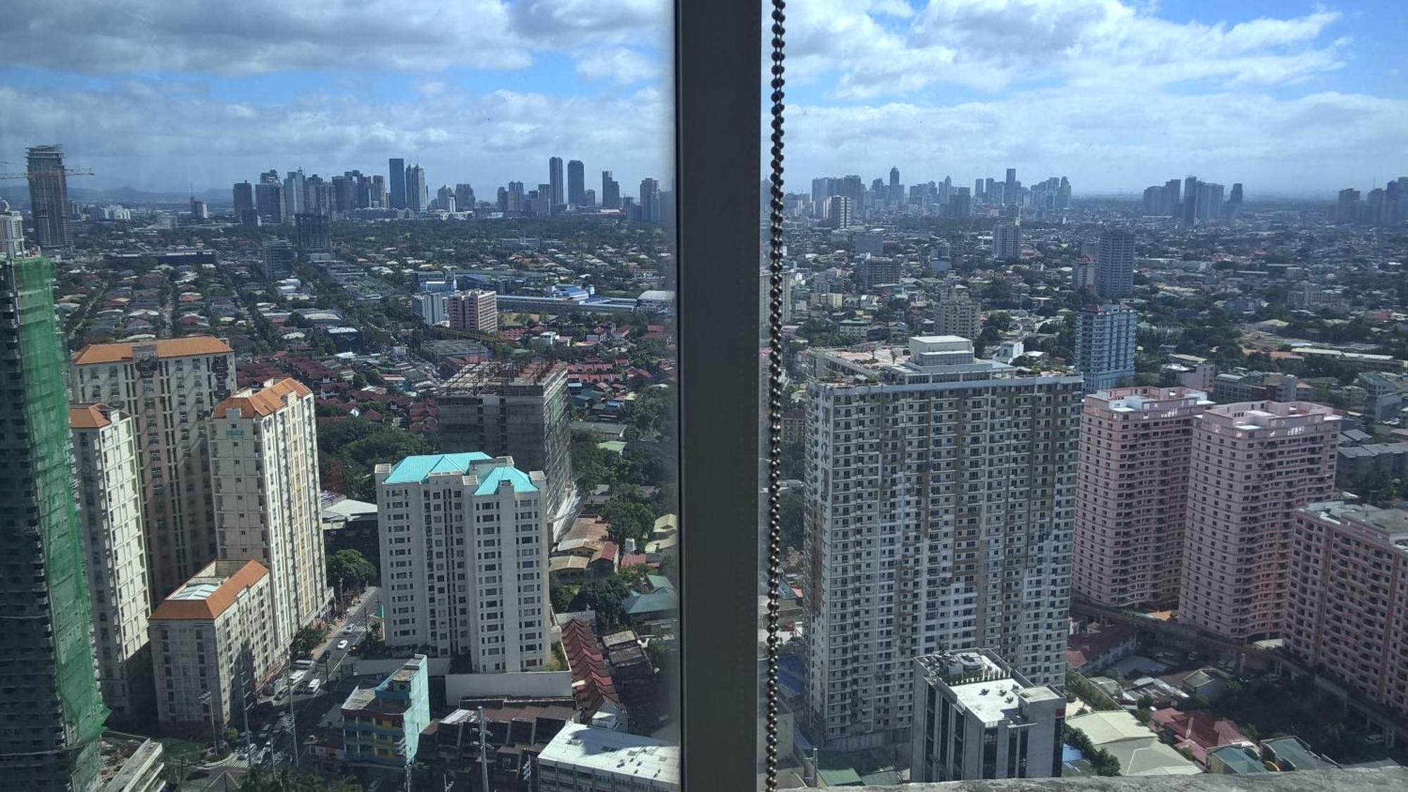 Studio Deluxe Apartment In Princeton Residences Manila Bagian luar foto
