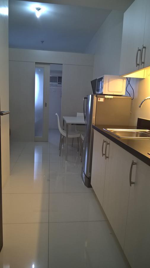 Studio Deluxe Apartment In Princeton Residences Manila Bagian luar foto